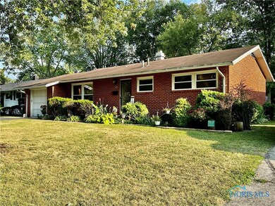 3015 Gracewood Rd, Toledo, OH 43613 - photo 3
