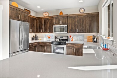 60447 Hedgewood Ln, Bend, OR 97702 - photo 6