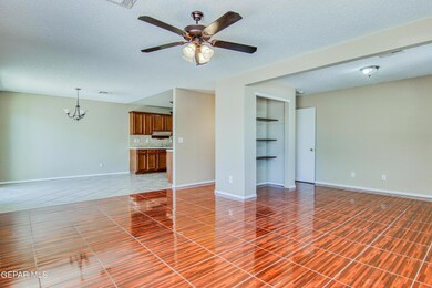 14328 Desert Sage Dr, Horizon City, TX 79928 - photo 5