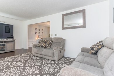 1450 Fox Dale, Sidney (8 of 45)