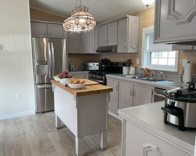 10 2nd Ave, Merrimac, MA 01860 - photo 5