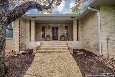 8633 Classic Oaks Ln, San Antonio, TX 78255 - photo 2