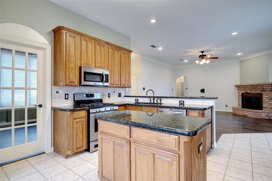 8444 Emerald Cir, North Richland Hills, TX 76180 - photo 7