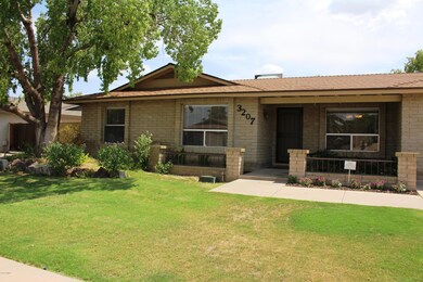 3207 W McRae Way, Phoenix, AZ 85027