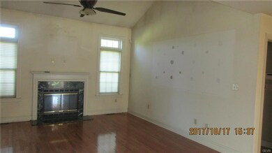 1822 Merlot Dr, Easton, PA 18045 - photo 2