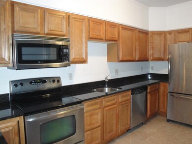 99 Mammoth Rd unit 7, Hooksett, NH 03106 - photo 3