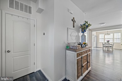 6528 Jousting Ct, Bryans Road, MD 20616 - photo 2