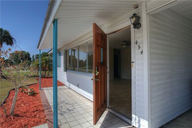 454 Banyan St, Sebastian, FL 32958 - photo 2
