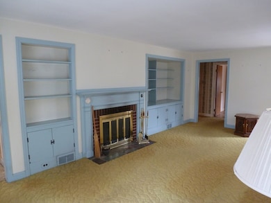 44 Curve St, Medfield, MA 02052 - photo 7