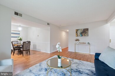 12266 Stevenson Ct, Woodbridge, VA 22192 - photo 7