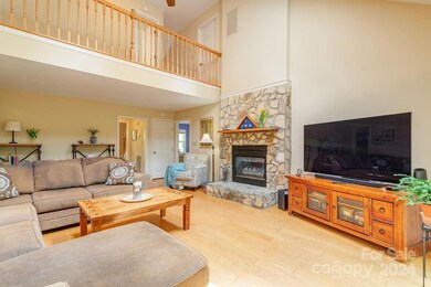 42 Merrell Rd, Leicester, NC 28748 - photo 6