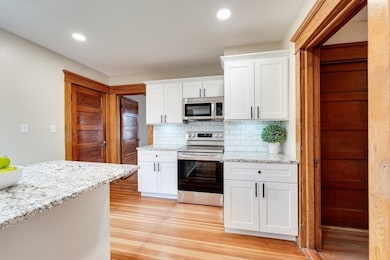 226 Notre Dame St, Westfield, MA 01085 - photo 5