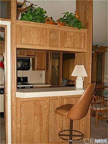Breakfast bar