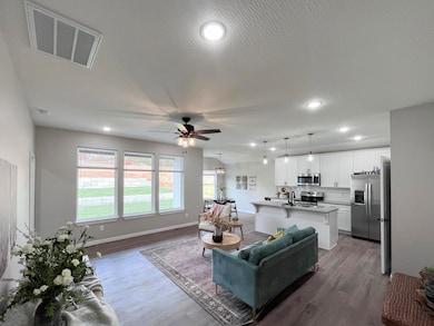 1301 N Maxine Ave, Nixa, MO 65714 - photo 2