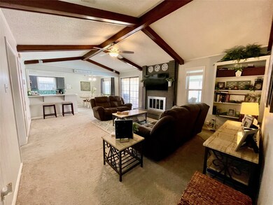 2712 Perry Ln, Alvin, TX 77511 - photo 6