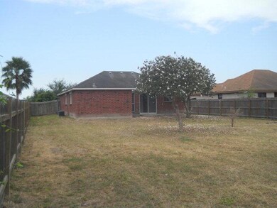 2706 Tesoro Dr, Weslaco, TX 78596 - photo 5