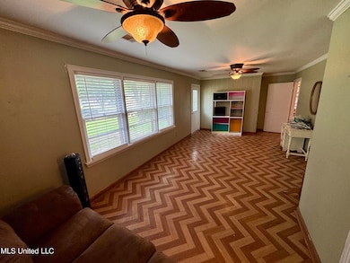 1103 N Yale St, Cleveland, MS 38732 - photo 2