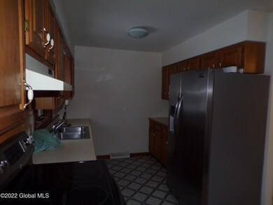 8 Douglas Ave unit 10, Glens Falls, NY 12801 - photo 6