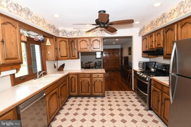 39 Columbus Jobstown Rd, Columbus, NJ 08022 - photo 2