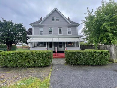 142 Carleton Ave, Hazleton, PA 18201 - photo 3