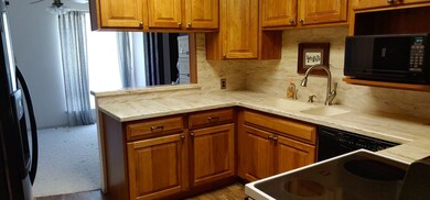 337 Brazos Dr, Bay City, TX 77414 - photo 4