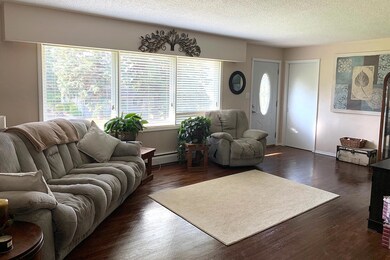 1103 2nd Place NE, Jamestown, ND 58401 - photo 7