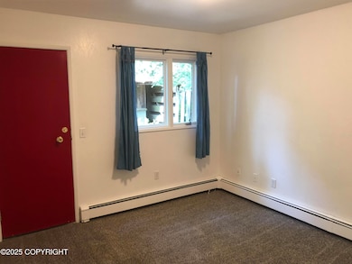 239 W Cook Ave, Anchorage, AK 99501 - photo 7