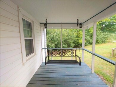 1255 Front porch swing