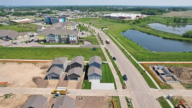 515 Trysil Alley N, Stoughton, WI 53589 - photo 3