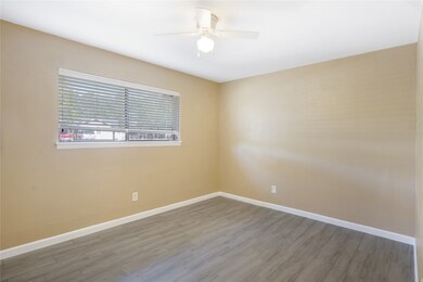 5220 Antha Unit A St, Houston, TX 77016 - photo 5
