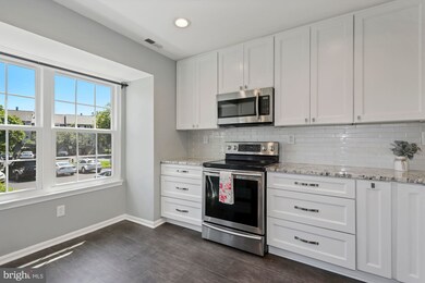 4150 Dawn Valley Ct unit 85G, Chantilly, VA 20151 - photo 6