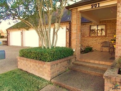 901 Wicket Ct, Tyler, TX 75703 - photo 2