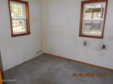 8607 W Greenbriar Ave, Baldwin, MI 49304 - photo 6