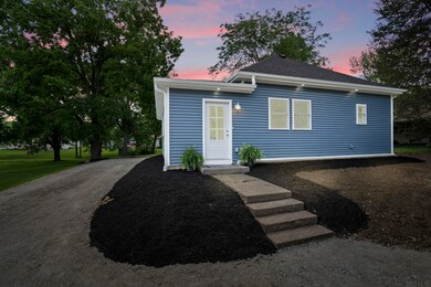 212 N Hendricks St, Warren, IN 46792 - photo 3