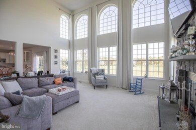 213 Winterberry Ln, Chalfont, PA 18914 - photo 2