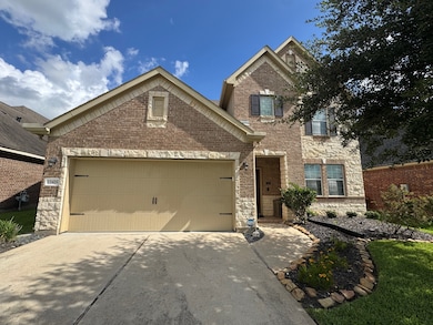 Big house! Over 3,000 sqft. 5 bedrooms, 3.5 baths