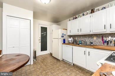 230 Stony Run Ln unit 4G, Baltimore, MD 21210 - photo 5