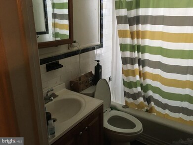 3636 Columbus Dr, Baltimore, MD 21215 - photo 5