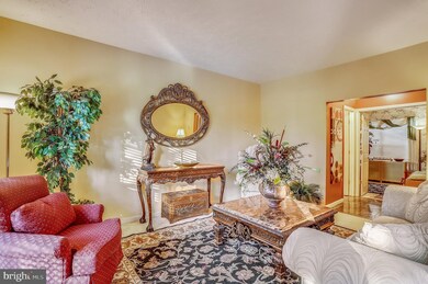 11700 Lanham Severn Rd, Glenn Dale, MD 20769 - photo 7