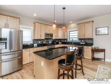 61 Finalee Ave, Asheville, NC 28803 - photo 2