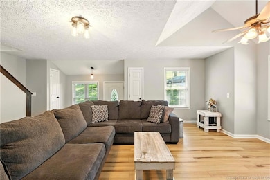 2381 Ridge Crest Dr NE, Lanesville, IN 47136 - photo 6