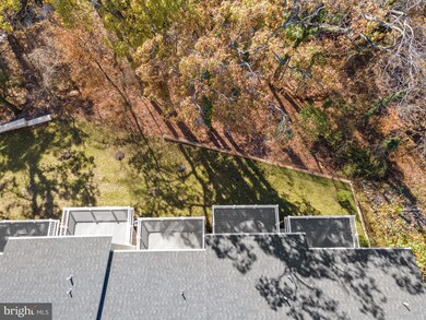 121 Sage Creek Ct, Manassas Park, VA 20111 - photo 3