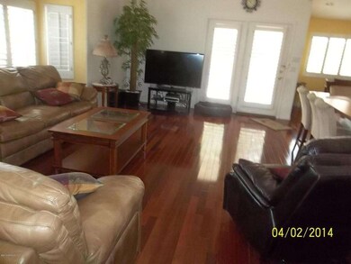 4202 E Broadway 136 008