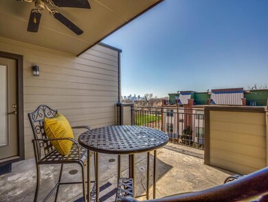 5901 Ross Ave unit 3, Dallas, TX 75206 - photo 2