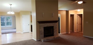 8486 E Georgetown Rd, Columbus, IN 47201 - photo 5