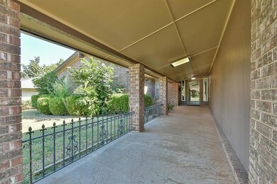 12020 Camelot Ct, Oklahoma City, OK 73120 - photo 5