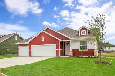 1357 Greenfield Dr, Gainesville, TX 76240 - photo 2