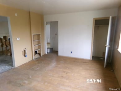 420 Pingree Ave, Flint, MI 48503 - photo 4