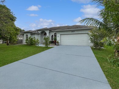 2820 SE Melaleuca Blvd, Port Saint Lucie, FL 34952 - photo 3