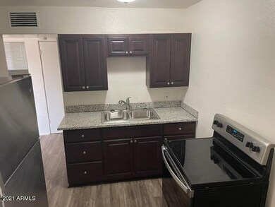 New Kitchen Cabinets